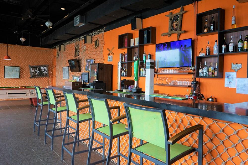 Charlie's  Bar & Grill  Ramada by Wyndham Langkawi Marina Kedah