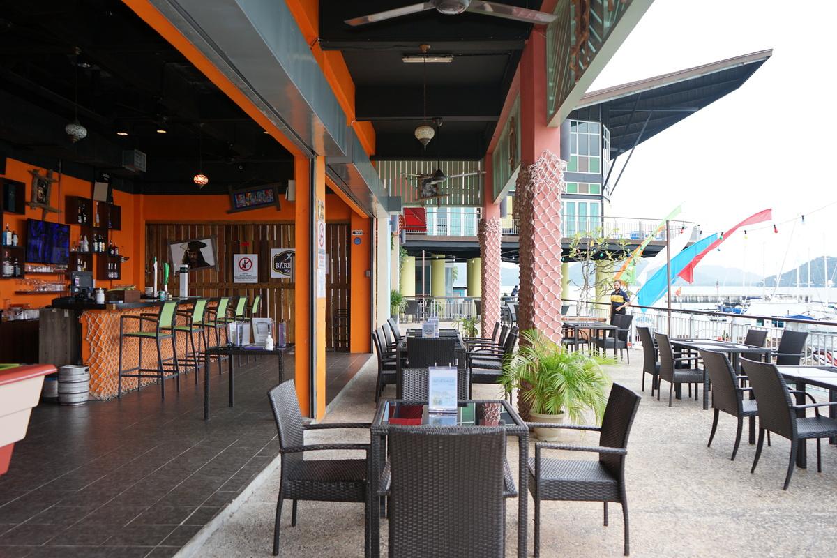 Charlie's Bar & Grill Ramada by Wyndham Langkawi Marina Kedah Charlie's Bar & Grill Ramada by Wyndham Langkawi Marina Kedah