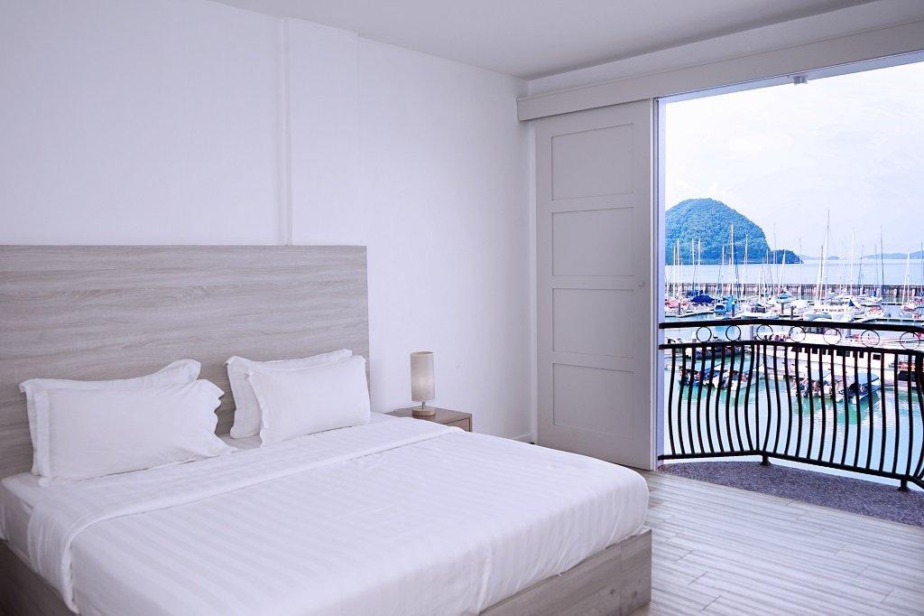 SEAVIEW DELUXE WITH BALCONY  Ramada by Wyndham Langkawi Marina Kedah