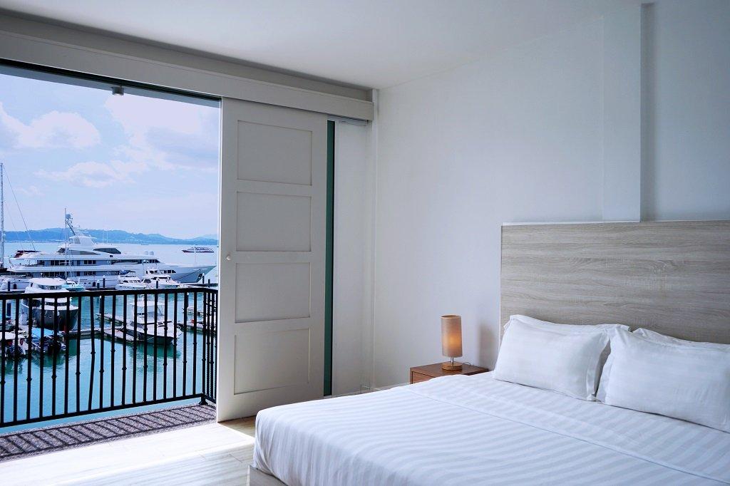 SEAVIEW DELUXE ROOM  Ramada by Wyndham Langkawi Marina Kedah