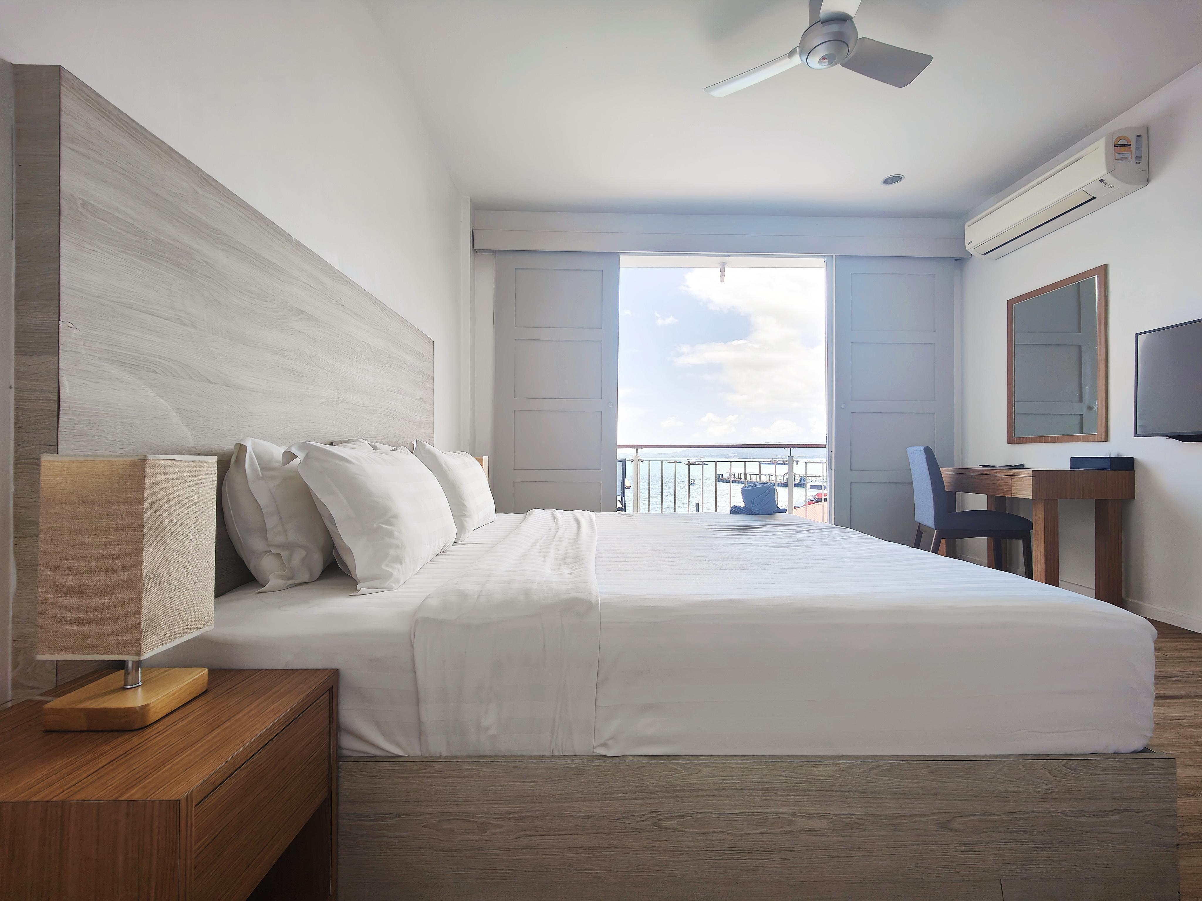 COMMODORE SUITE  Ramada by Wyndham Langkawi Marina Kedah